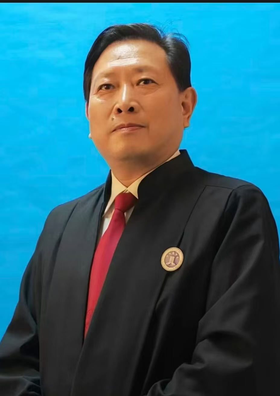 <strong>千里赴正义，寒冬暖人心 一记河南上合律师</strong>